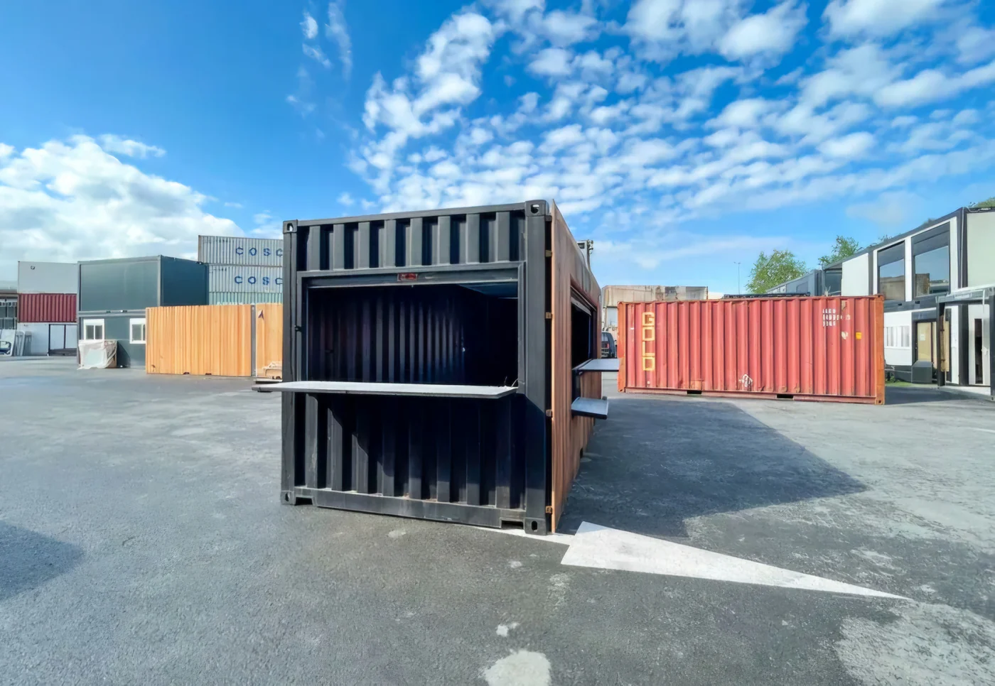 Snack Bar and Cafeteria Container – Used
